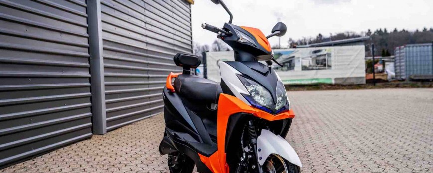 E-Roller EAGLE umsonst fahren und 10,83 € pro Monat verdienen