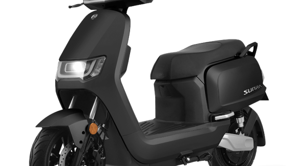 125er Elektro-Motorräder dürfen ohne speziellen Führerschein gefahren werden 